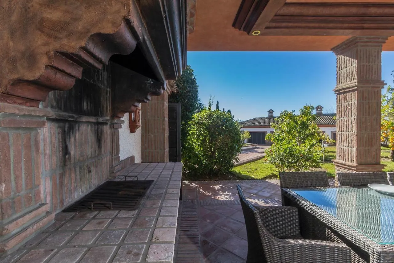 Authentic Andalucia Villa Marbella 0*,  Spain